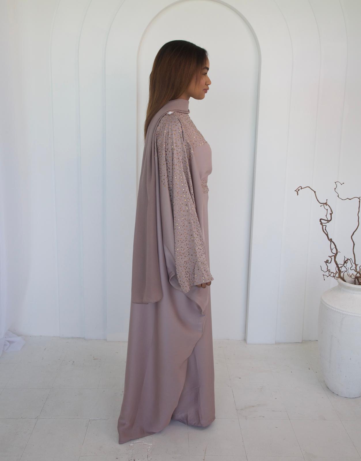 Salwa سلوى Nude Abaya